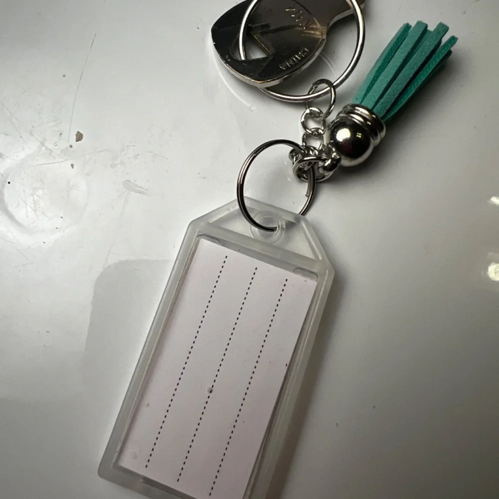 Embellished Key Chain - Picture 8 of 10